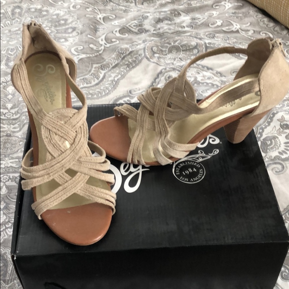 Leather heels